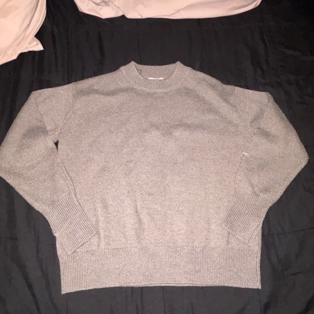 Grey sweater Size Large